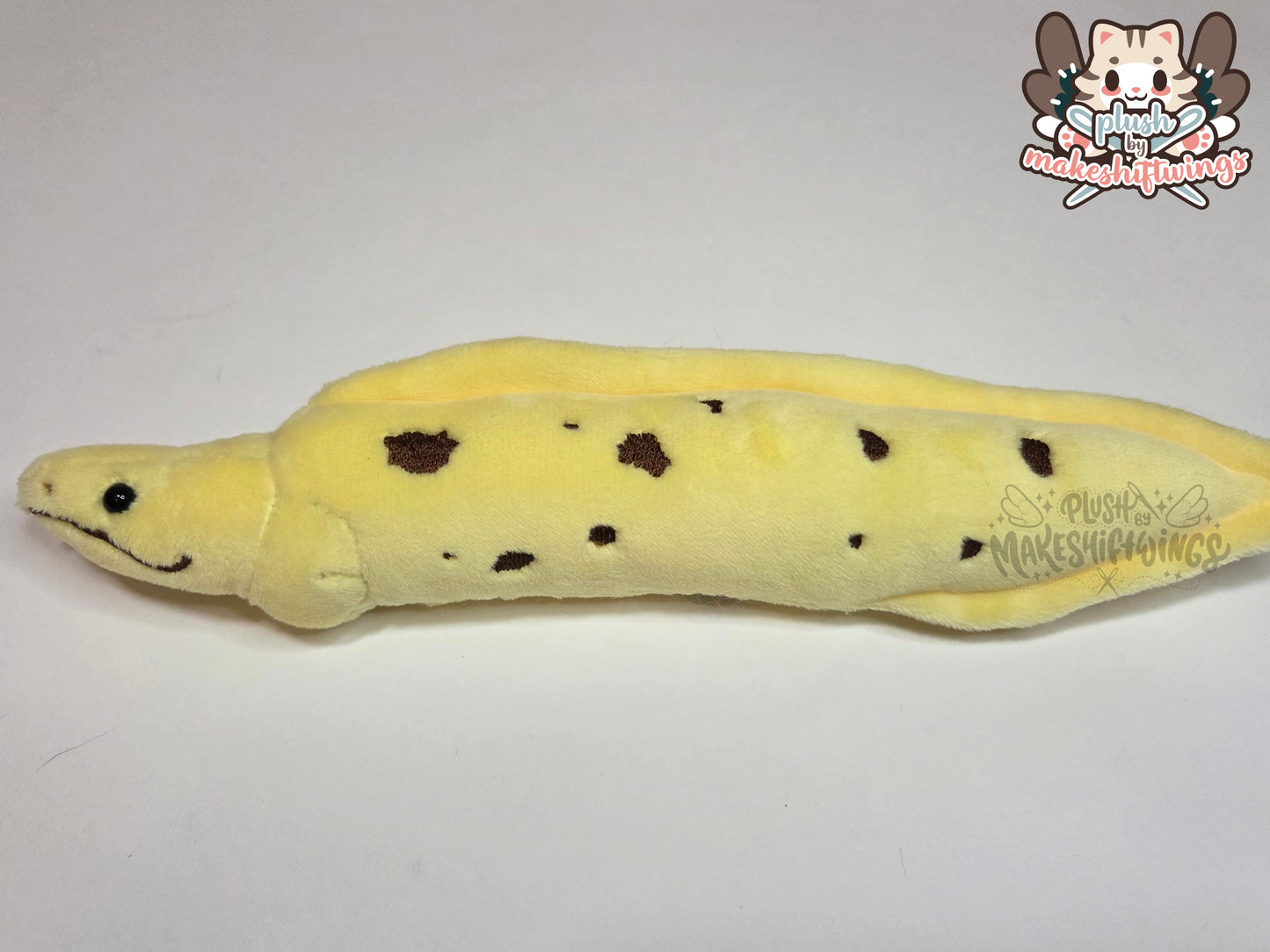Banana eel plush (1mm minky)