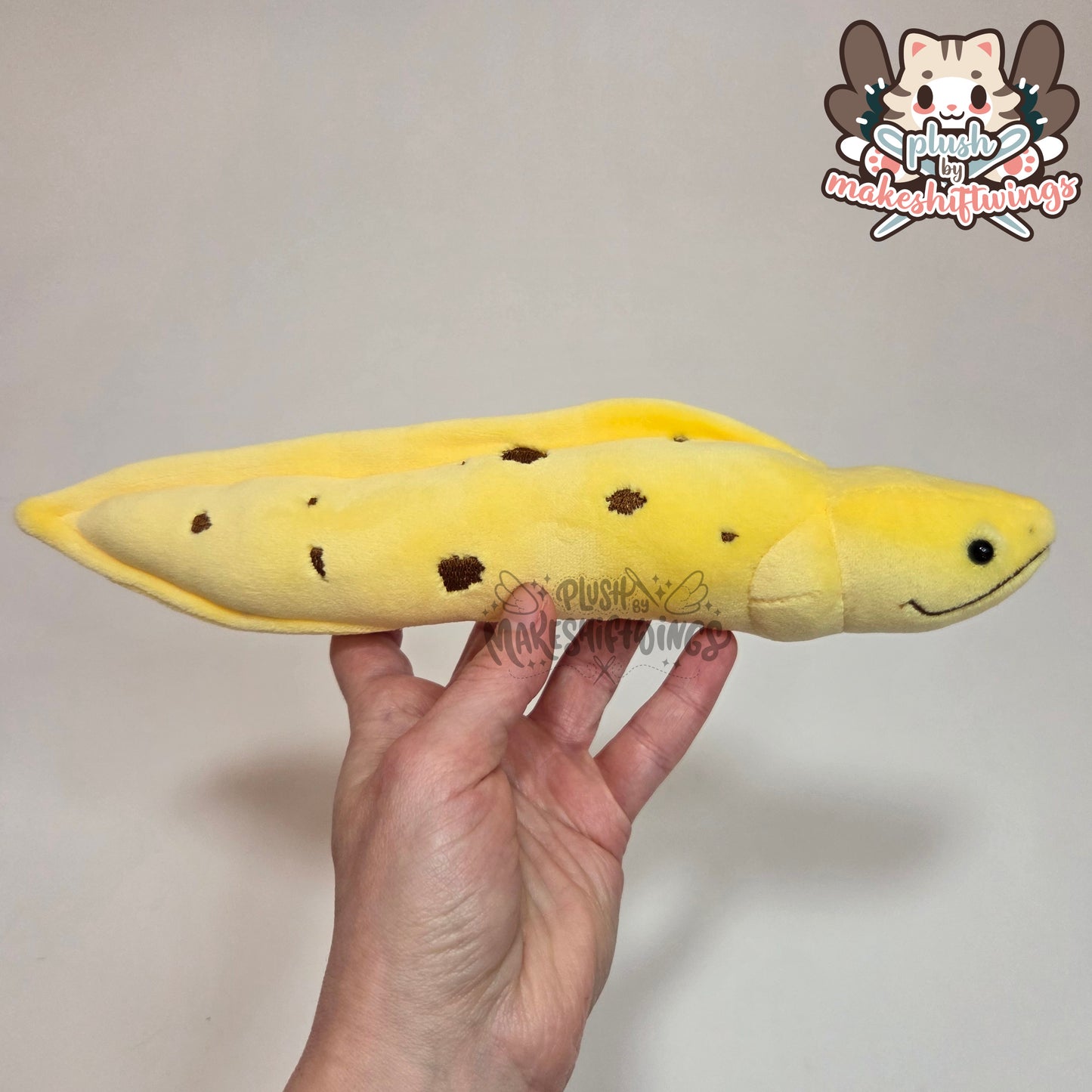 Banana eel plush (mochi, safety eyes)
