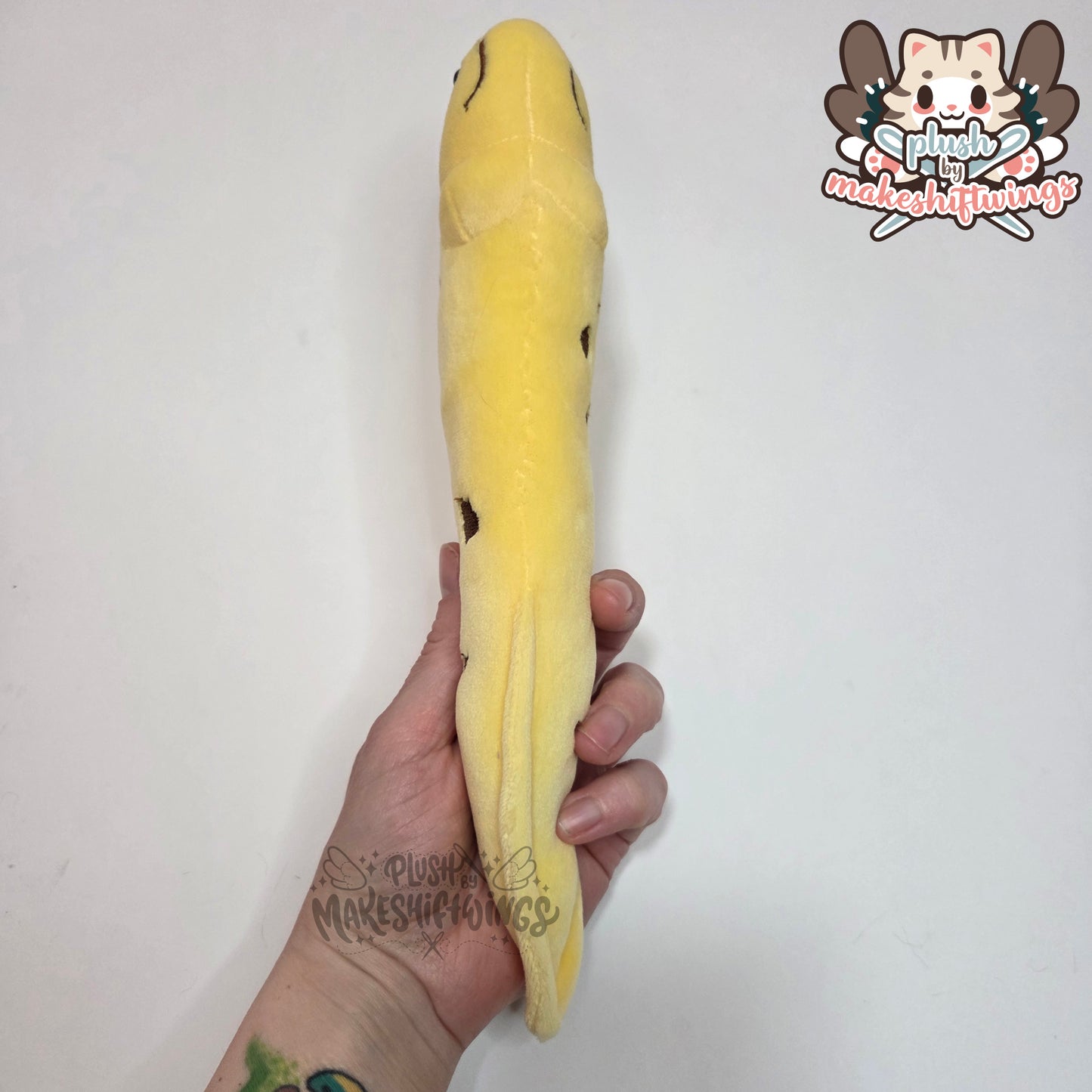Banana eel plush (mochi, safety eyes)