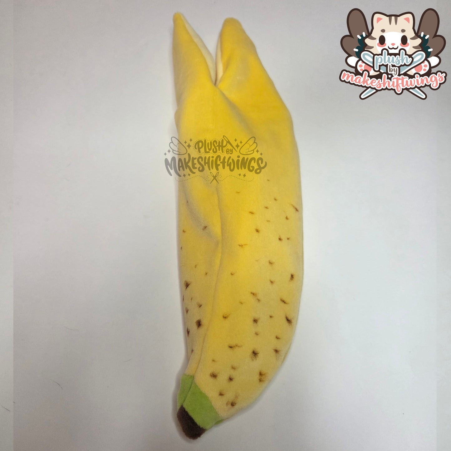 Banana p-eel plush (minky & mochi)