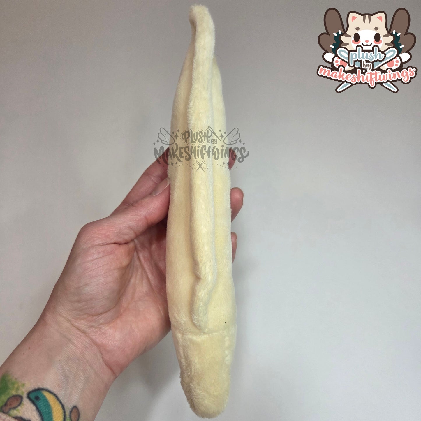 Banana p-eel plush (minky & mochi)
