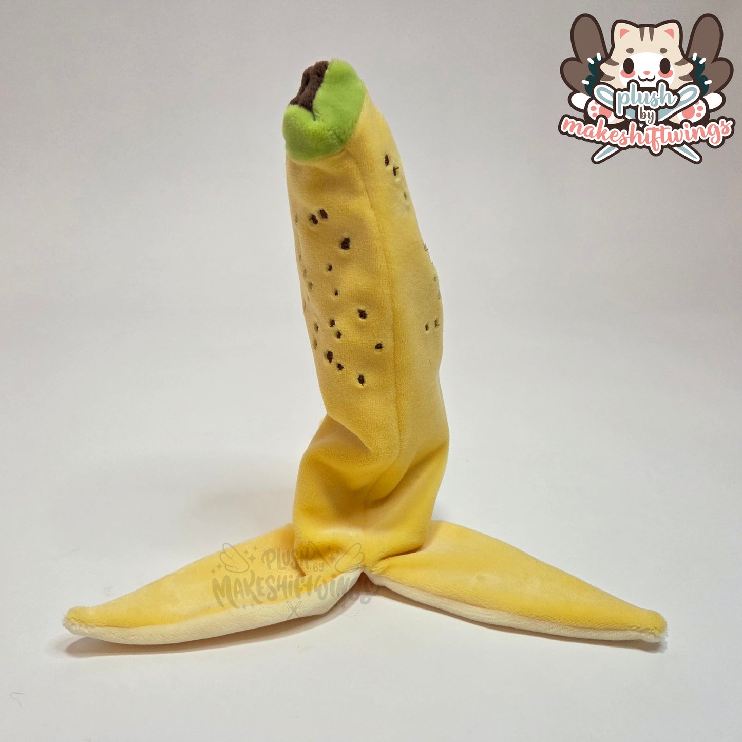 SEWING PATTERN - Banana eel plush