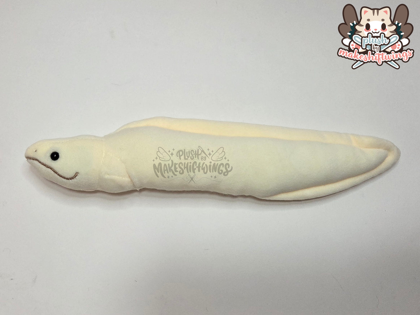 Banana p-eel plush (mochi)