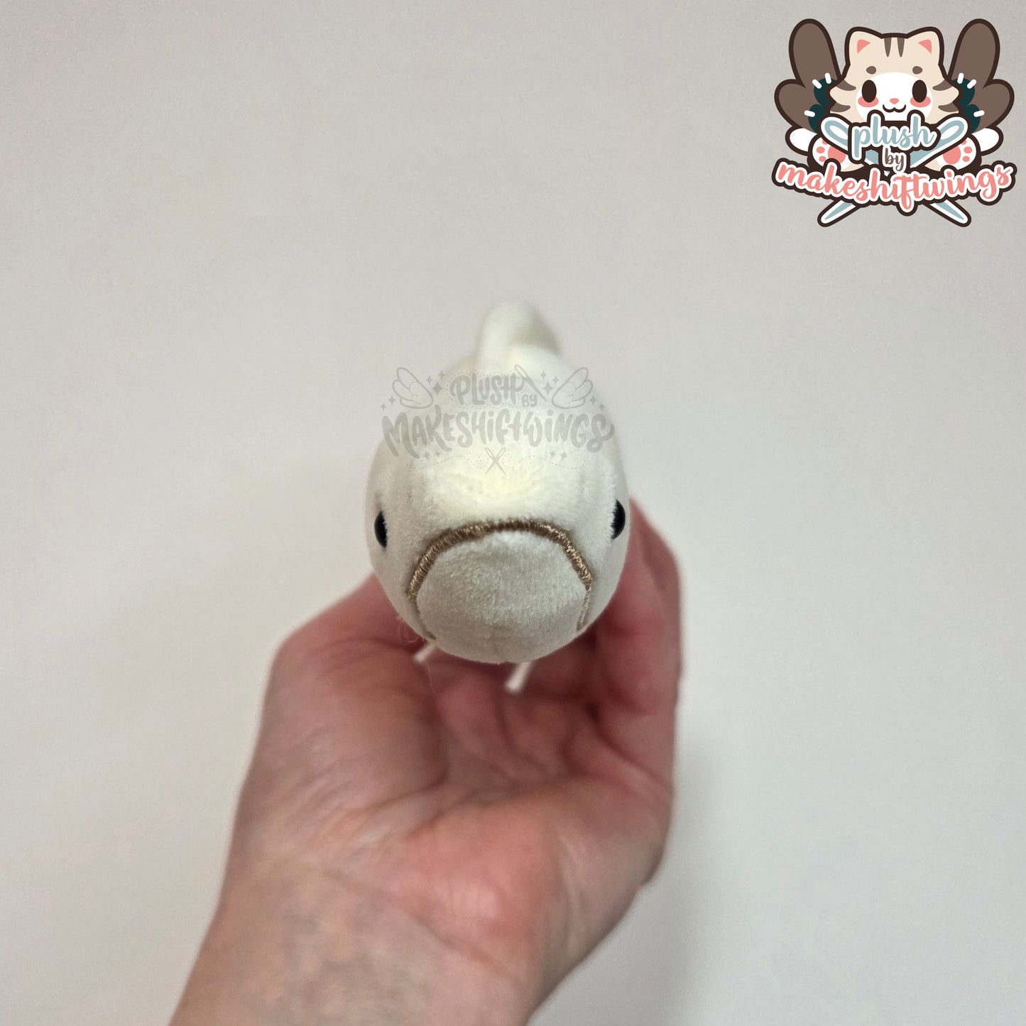 Banana p-eel plush (mochi)