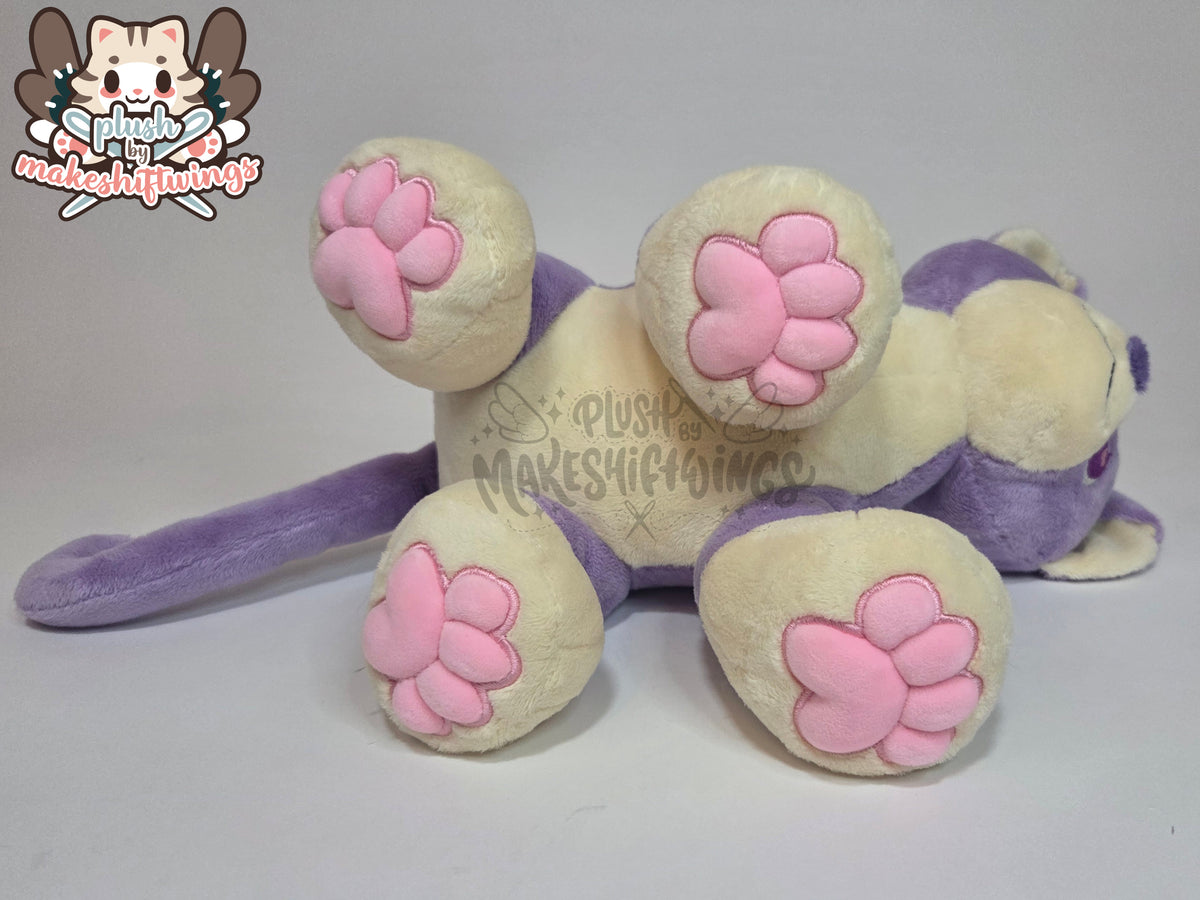 Floppy feline plush